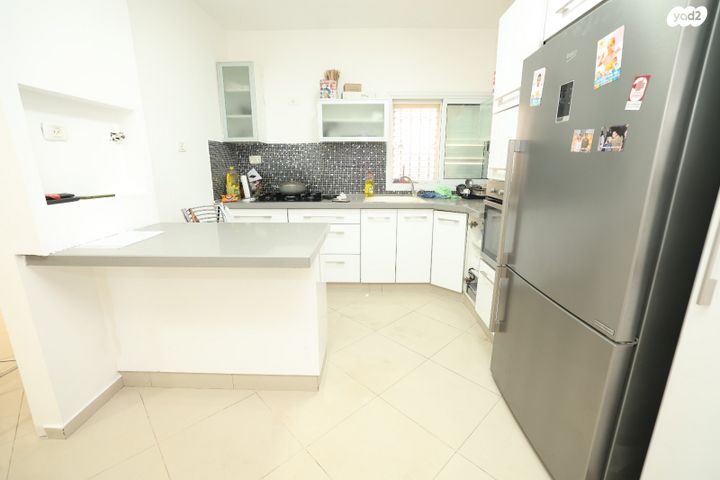 דירת גן, פרופסור שמשון עמיצור, רמות הרכס, באר שבע