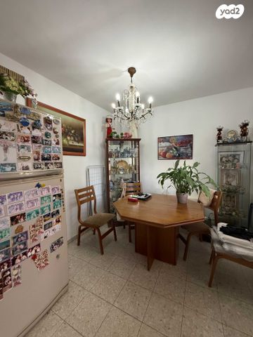 דו משפחתי, רותם, ערד