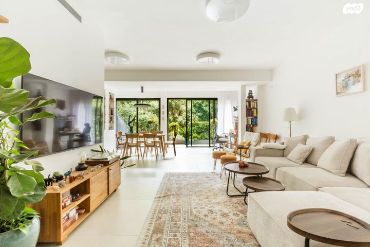 עמנואל הרומי 