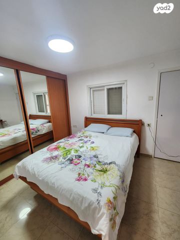 דירה, ישראל פרנקל 18, נווה דוד, רמלה