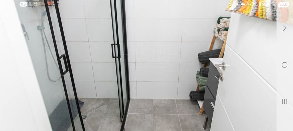 דירת גן, חרוב, כרמל מערבי, חיפה