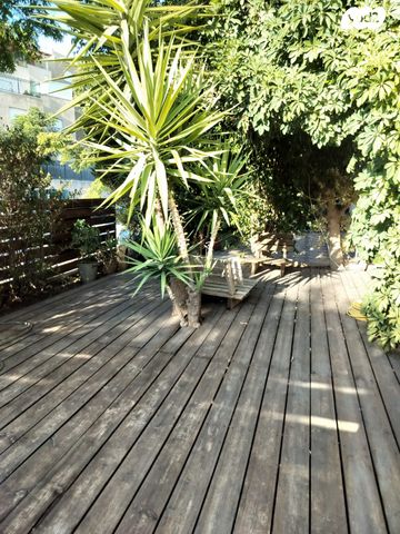 דו משפחתי, נווה מנחם, קרני שומרון