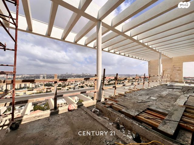 גג/ פנטהאוז, הרב אברהם זקן, מורדות ארנונה, ירושלים