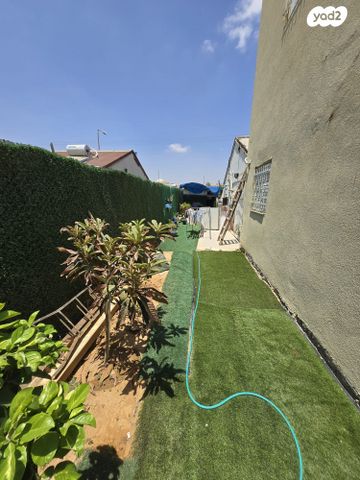 בית פרטי/ קוטג', אבשלום פיינברג 17, נווה מנחם, באר שבע