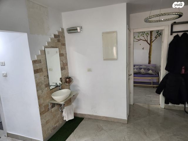 דירה, אדמונד פלג, נווה יעקב, ירושלים