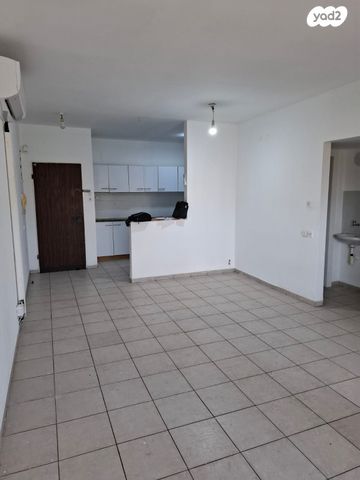 דירה, דב פרומר, חיפה