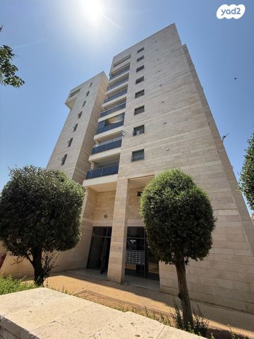 שושנה דמארי 20