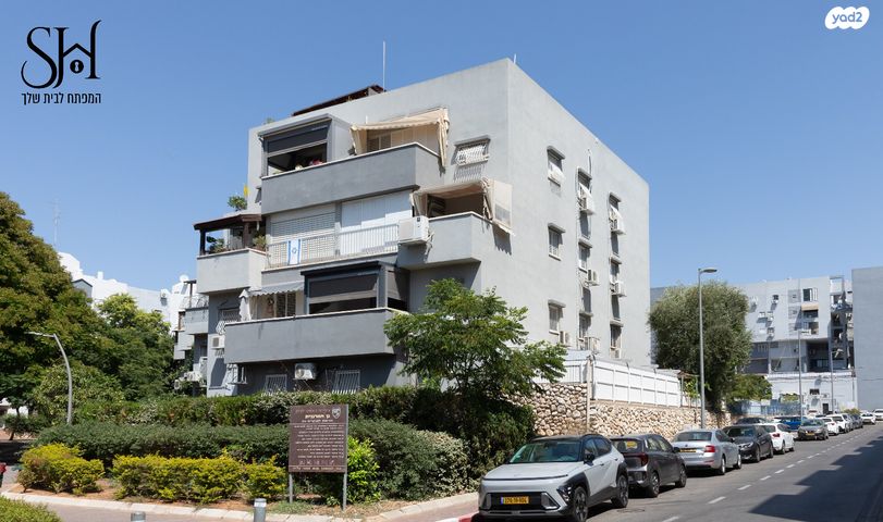 דירת גן, קרית ראשון, ראשון לציון