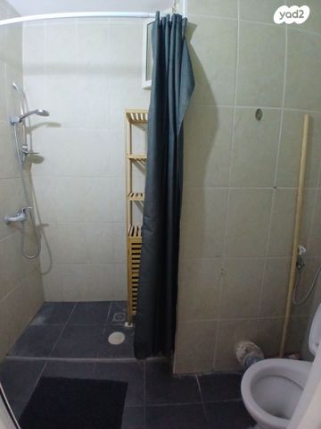 דירה, העצמאות, שלום עליכם, מגדל העמק