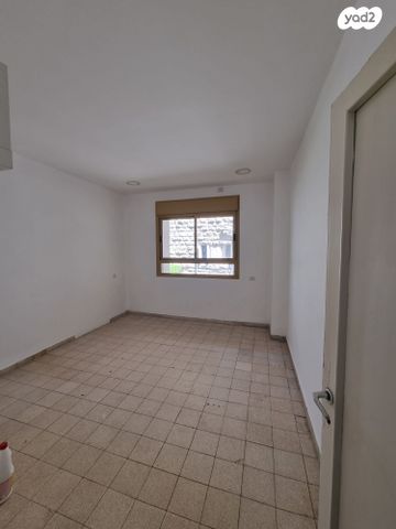 דירה, בנימין מטודלה 8, רחביה, ירושלים