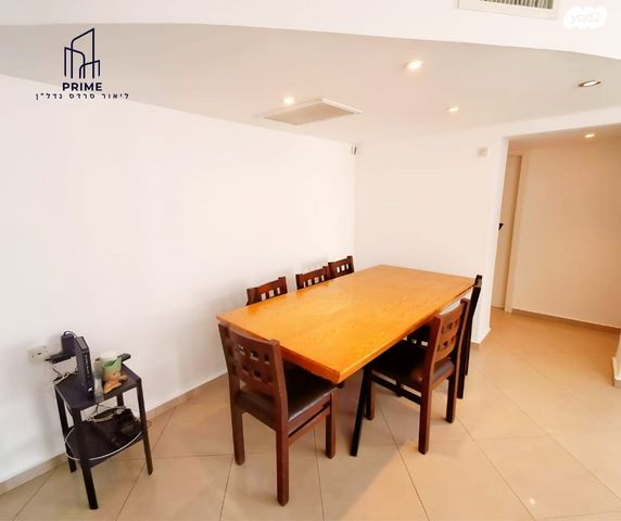 דירה, משה דיין, בן גוריון, חולון