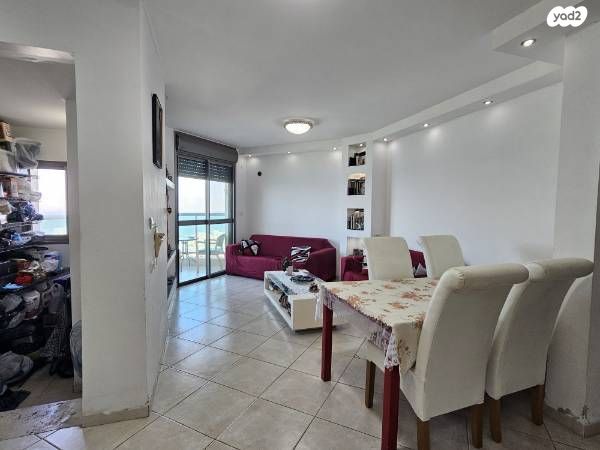 דירה, אחד העם, טבריה