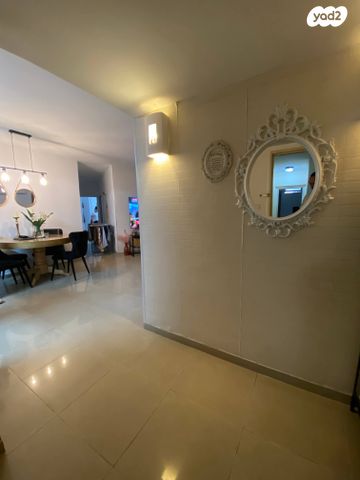 דירה, כינרת, רובע י"א, אשדוד