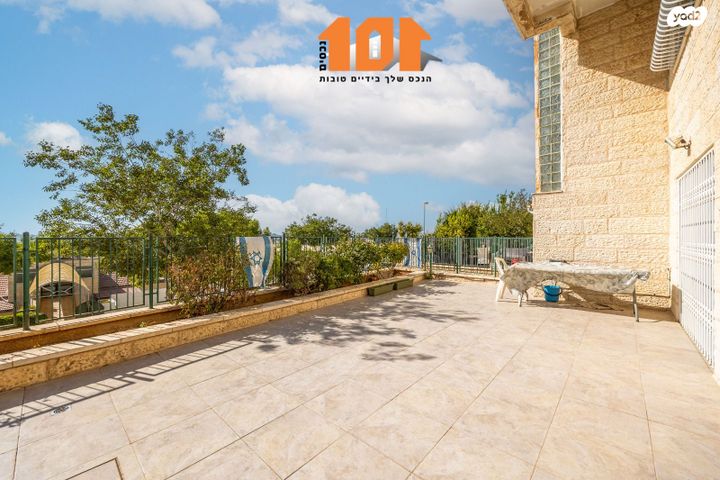 בית פרטי/ קוטג', המחנכת, גילה, ירושלים