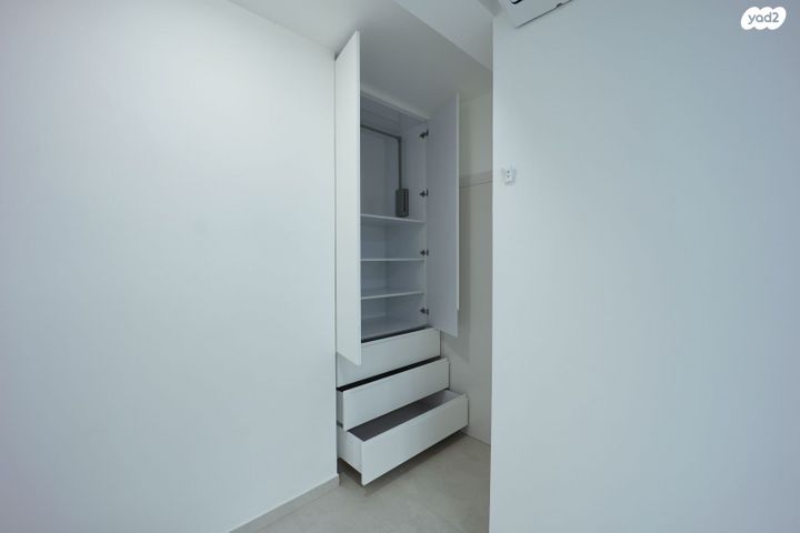 דירה, דרך אריק שרון, חיפה