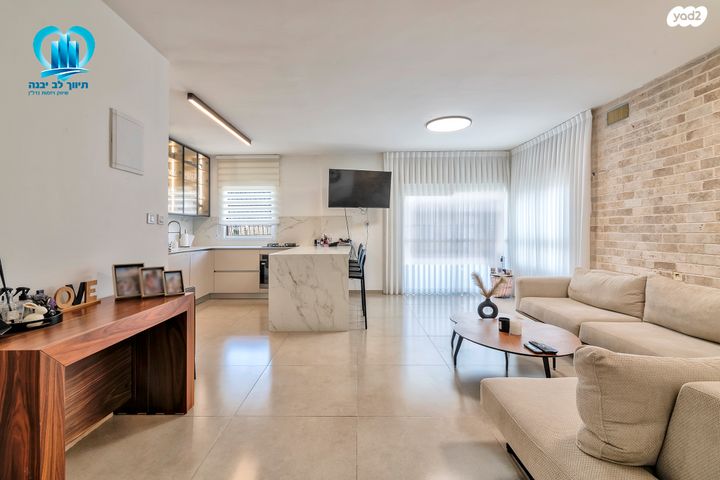 דירה, שדרות דואני, נאות בגין, לב יבנה, יבנה