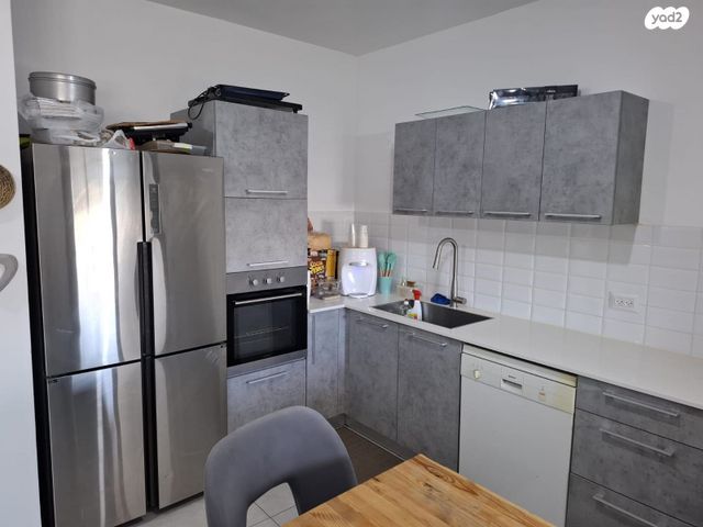 דירה, יצחק אבינו, אחיסמך, לוד