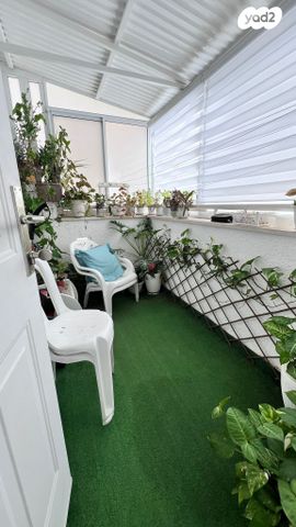 דירה, האירוס, נאות הדרים (חבצלת הצעירה), קרית עקרון