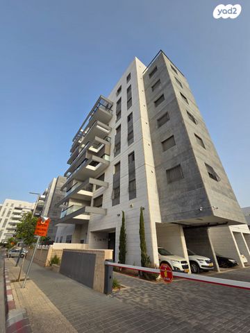 דירה, יצחק אבינו, אחיסמך, לוד