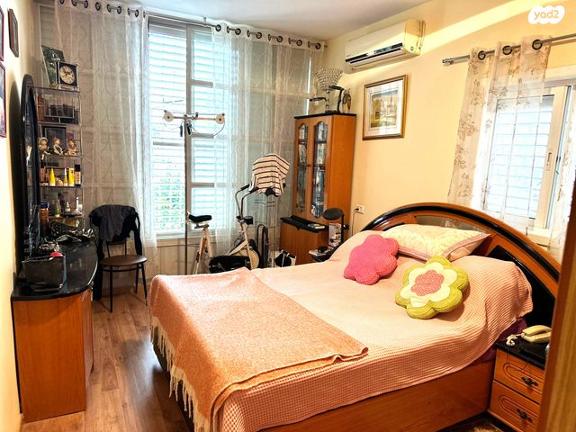 דירה, דקר, עצמאות יוספטל, בת ים