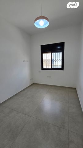 דו משפחתי, נירים 29, הפארק, אופקים