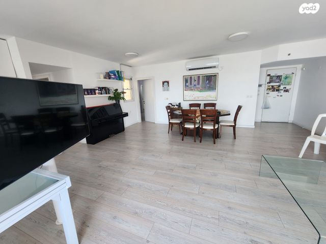 דירה, ביאליק, שכונת בן גוריון, מרכז העיר ג', רמת גן