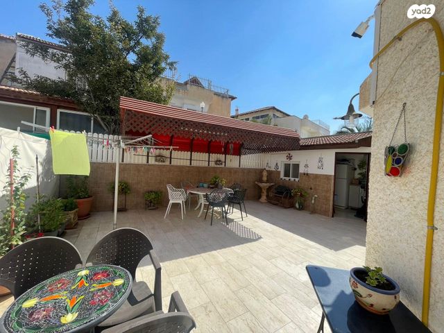 בית פרטי/ קוטג', ד"ר אברהם טיכו, נווה מנחם, באר שבע