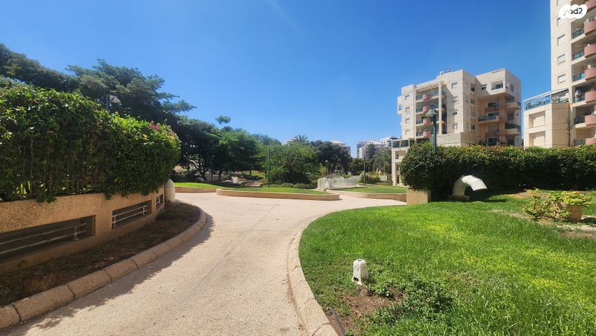 דירה, הרב שאולי 7, רחובות החדשה, רחובות