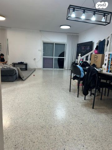 דו משפחתי, התורן 17, נווה ים, ראשון לציון