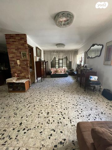 בית פרטי/ קוטג', הנוטר, קרית חיים מזרחית, חיפה