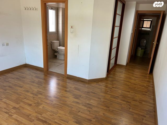 דירה, יעקב דורי, גלי הים, נתניה