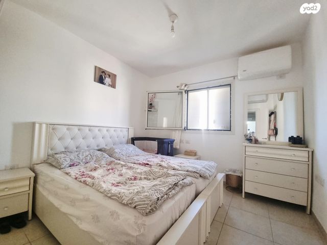 דירה, אתרוג, החורש, חריש