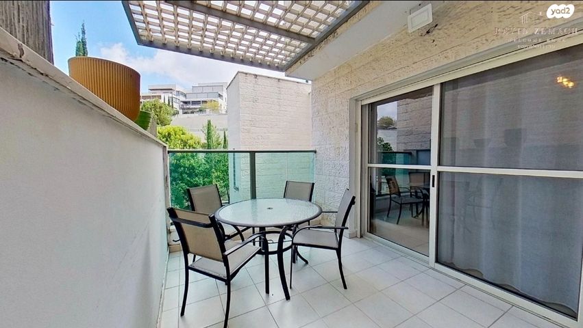 דירה, דרך מנחם בגין, מוריה, מודיעין מכבים רעות