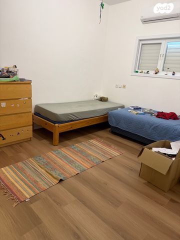 דירה, המעפיל, רחובות