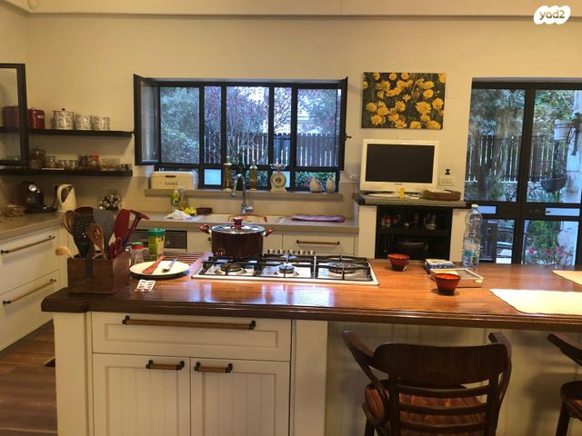 בית פרטי/ קוטג', שומרה