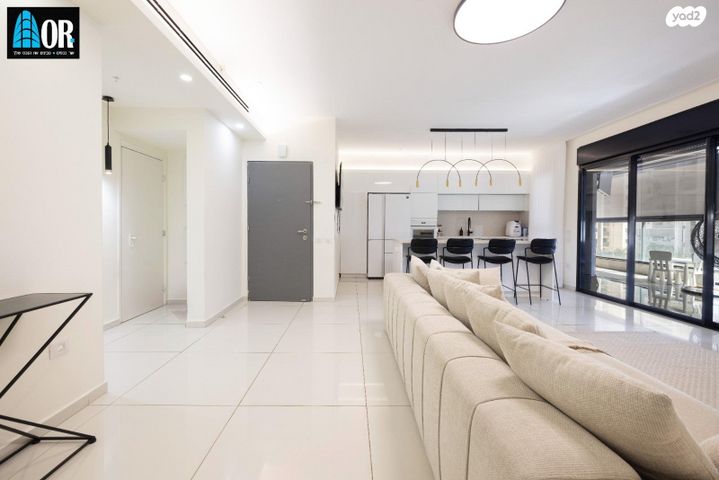 דירה, אודם, צמרות המושבה, באר יעקב