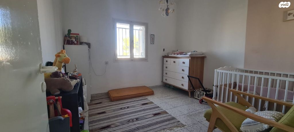 דירה, טשרניחובסקי, גבעת הורדים, רסקו, ירושלים