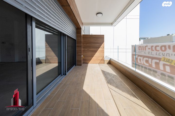 דירה, שמואל יבנאלי, תל גנים, גבעתיים