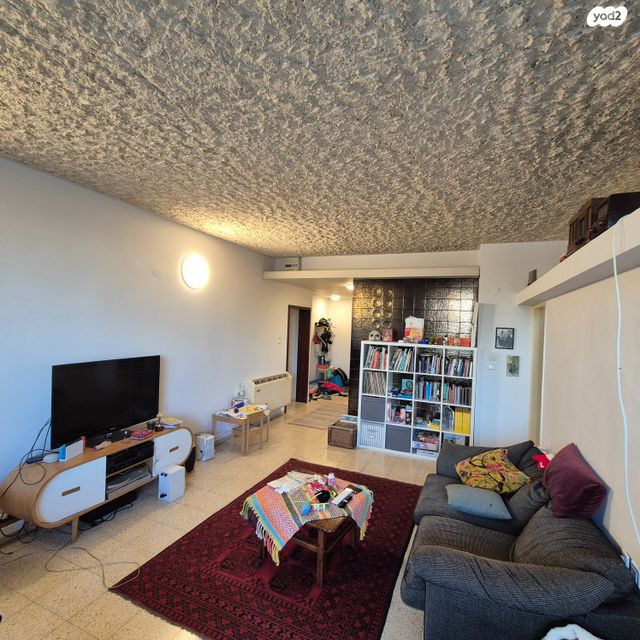 דירה, נווה יהודה, רחובות