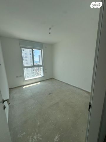 דירה, דיזנגוף 26, מרכז העיר דרום, נתניה