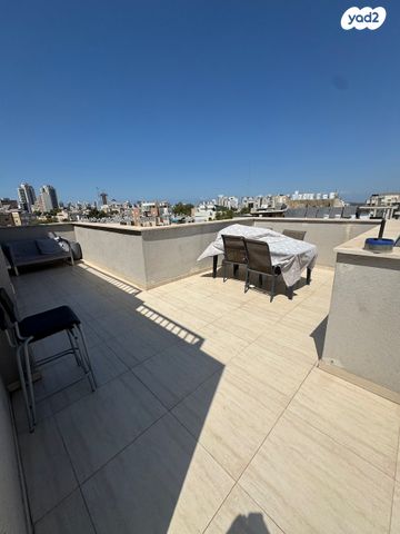 גג/ פנטהאוז, רמב"ם, לב המושבה / מרכז העיר, פתח תקווה