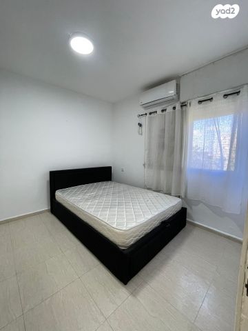 דירה, בן גוריון, קרית אתא