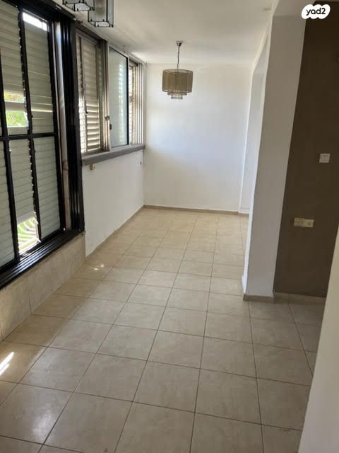 דירה, אריה שנקר 8, אגרובנק, חולון