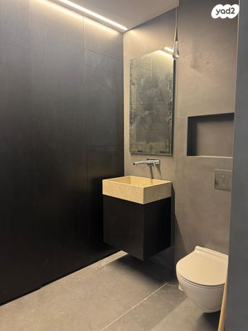 דירה, טלביה, קוממיות, ירושלים