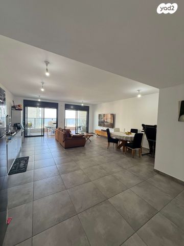 דירה, הדקל 7, רובע א', אשדוד