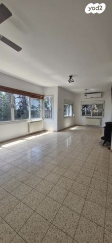 בית פרטי/ קוטג', כפר ורדים