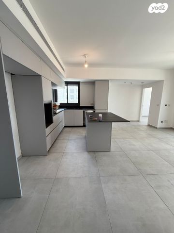 דירה, דגניה, ח-501, חולון