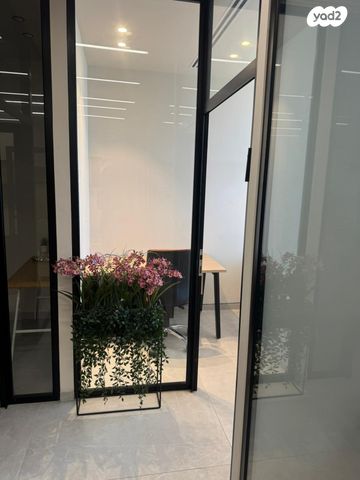 משרדים, מוטי קינד 2, פארק הורוביץ, רחובות