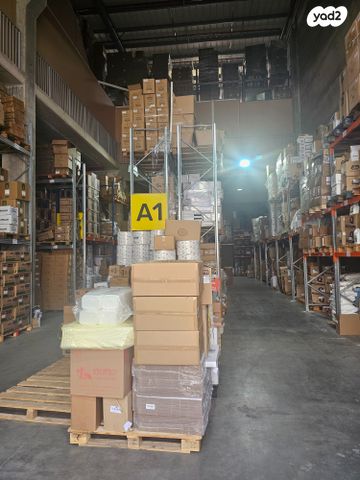 אזור תעשיה מעויין שורק, מרכז עסקים שורק