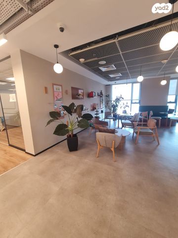 משרדים, בורסה, רמת גן